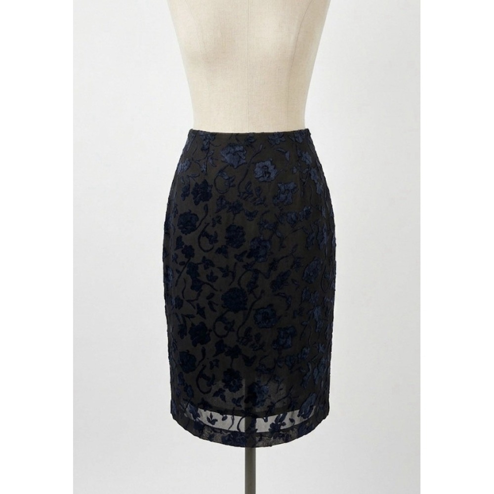 PRETA Velvet Floral Burnout Mesh Midi Pencil Skirt Size 42 Goth Dark Academia - Picture 1 of 11
